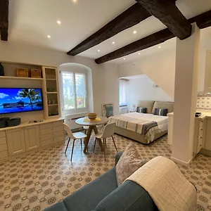 5 Stelle Nel Borgo Di Celle Ligure
